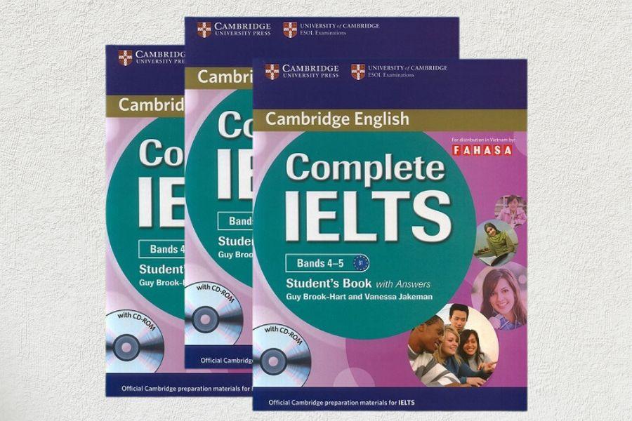 Complete IELTS bands 4.0 - 5.0 là cuốn sách phù hợp với trình độ cơ bản - TDP IELTS