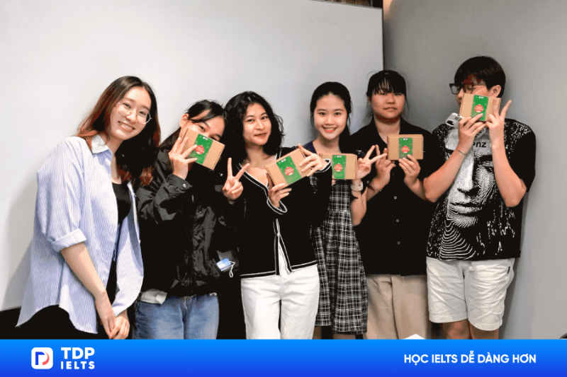 tdp ielts x hoc vien cung nhau don giang sinh tdp ielts 7