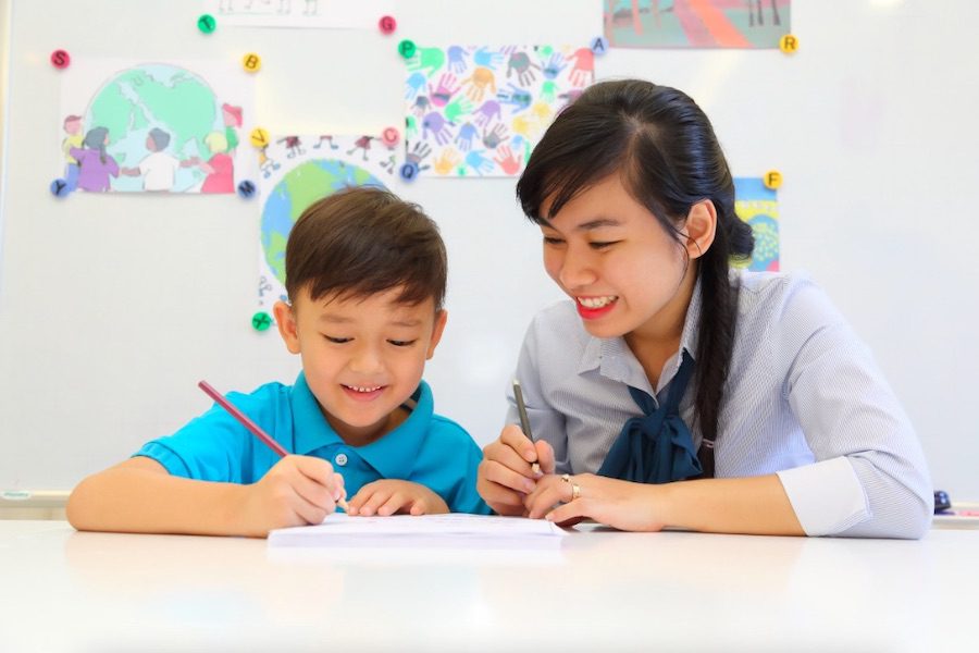 Học tiếng Anh sớm tăng cường khả năng phát triển ngôn ngữ 