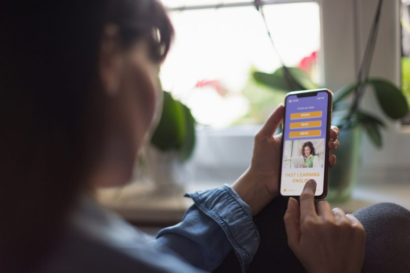 app hoc tieng anh voi nguoi nuoc ngoai tdp ielts 1 1